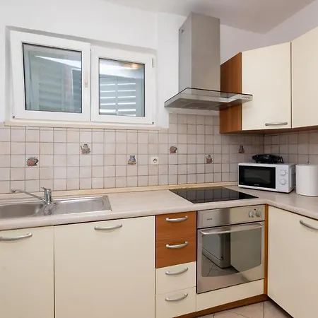 Appartement Nona - Center, 150 Meters From The